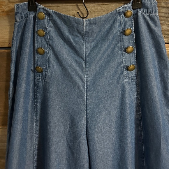 *SOLD* Abercrombie and Fitch Wide Leg Sailor Style Pants - Picture 4 of 14